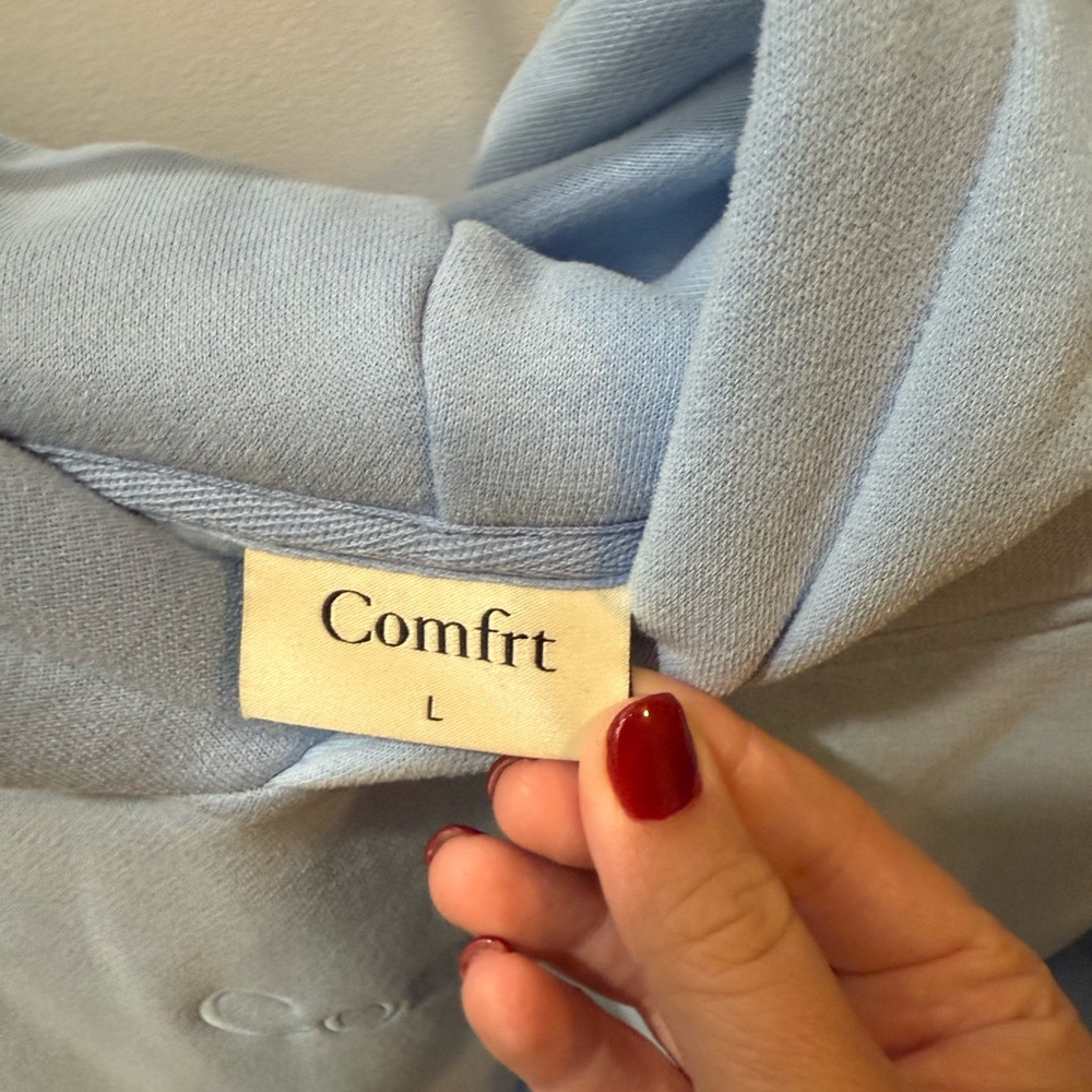 Comfrt Women's Light Blue Top